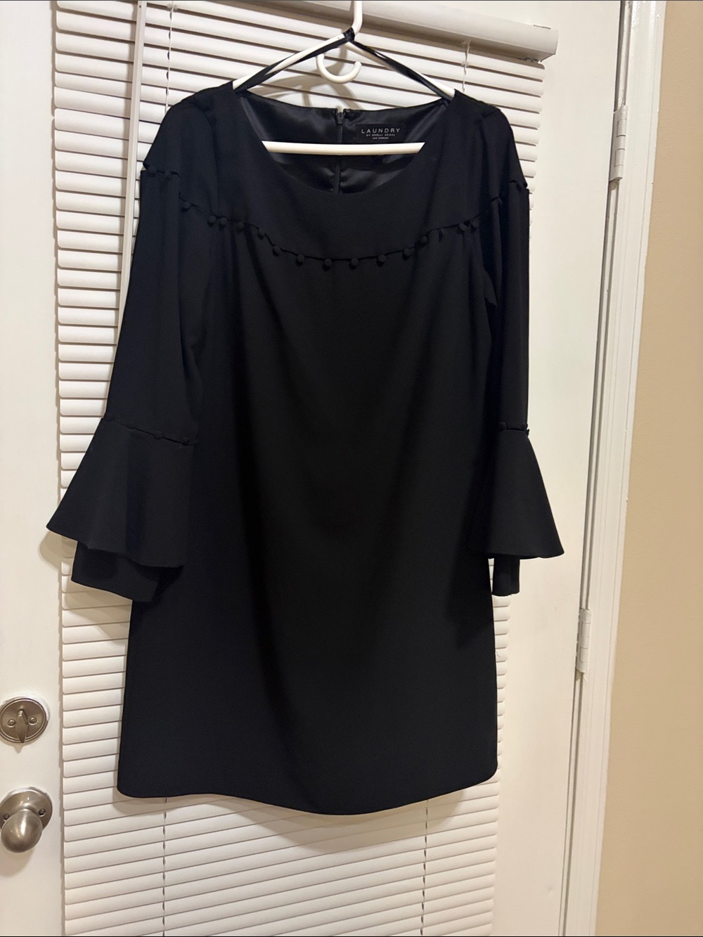 Laundry By Shelli Segal Black Bell-Sleeve Shift Dress with Pom Trim